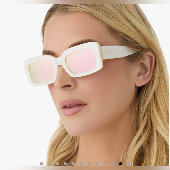 Indy Rectangle Sunglasses | Opaline & Taupe Mirror | DIFF Eyewear